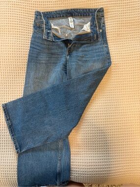H&M Women's High-Rise Blue Jeans